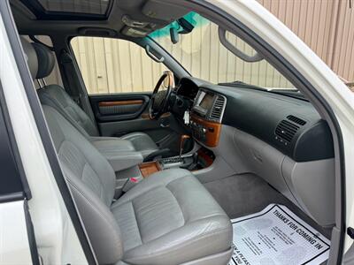 2007 Lexus LX 470 4dr SUV   - Photo 22 - Madison, WI 53716