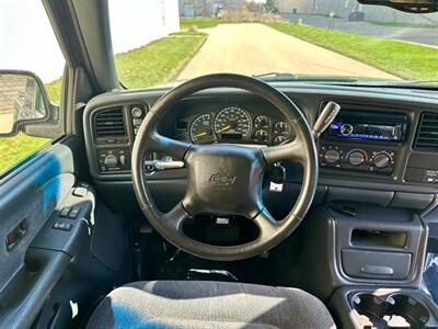 1999 Chevrolet Silverado 1500 LS 3dr LS   - Photo 14 - Madison, WI 53716