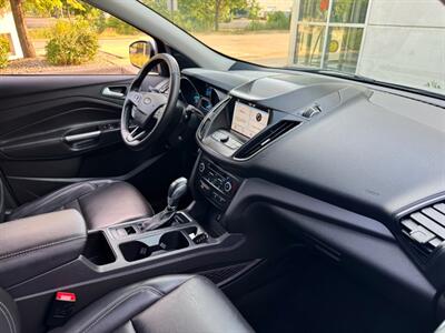 2019 Ford Escape SEL - Photo 17 - Madison, WI 53716