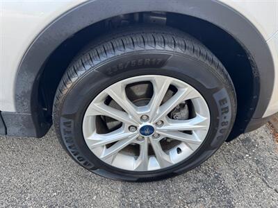 2019 Ford Escape SEL - Photo 34 - Madison, WI 53716