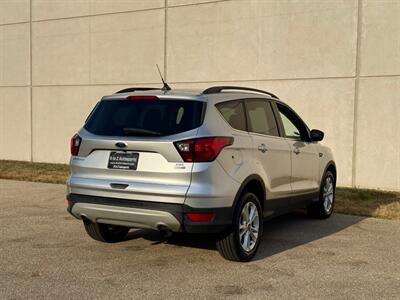2019 Ford Escape SEL - Photo 11 - Madison, WI 53716