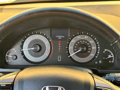 2015 Honda Odyssey Touring Elite   - Photo 29 - Madison, WI 53716