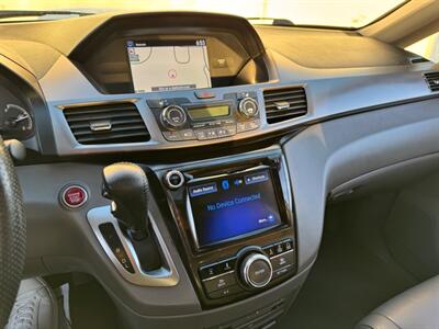 2015 Honda Odyssey Touring Elite   - Photo 30 - Madison, WI 53716