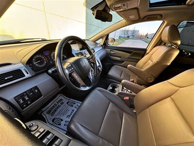 2015 Honda Odyssey Touring Elite   - Photo 15 - Madison, WI 53716