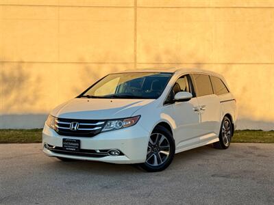 2015 Honda Odyssey Touring Elite   - Photo 1 - Madison, WI 53716