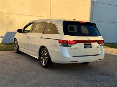 2015 Honda Odyssey Touring Elite   - Photo 10 - Madison, WI 53716
