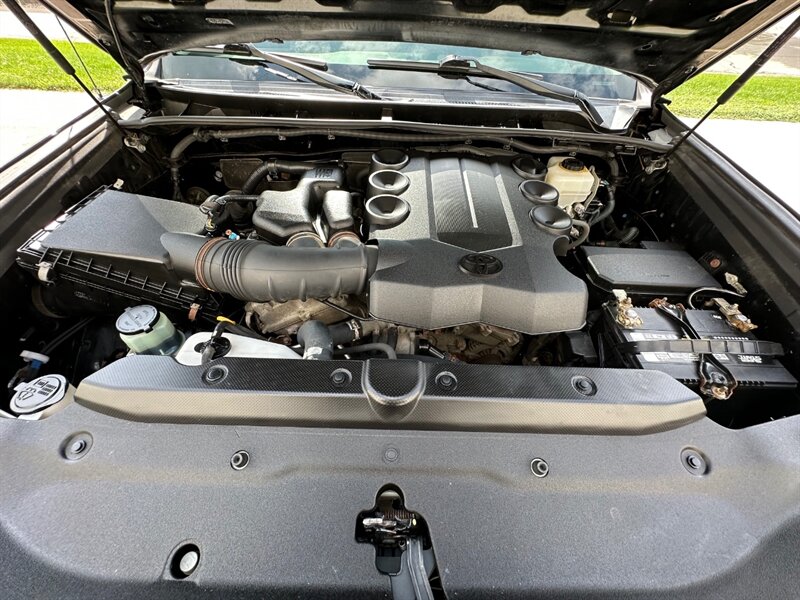 2010 Toyota 4Runner SR5 photo 33