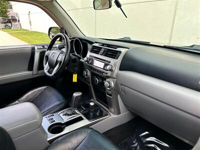 2010 Toyota 4Runner SR5   - Photo 18 - Madison, WI 53716
