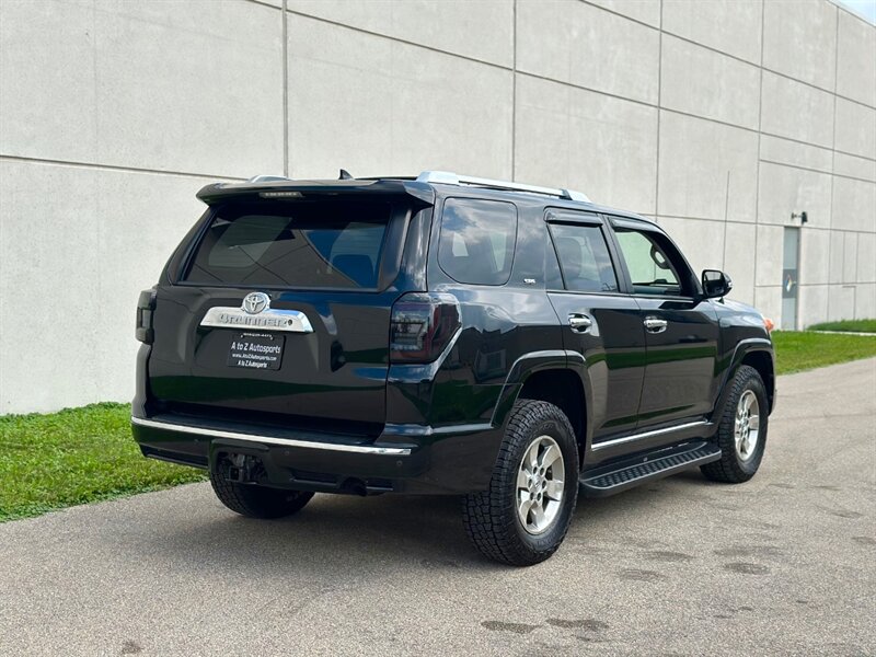 2010 Toyota 4Runner SR5 photo 8