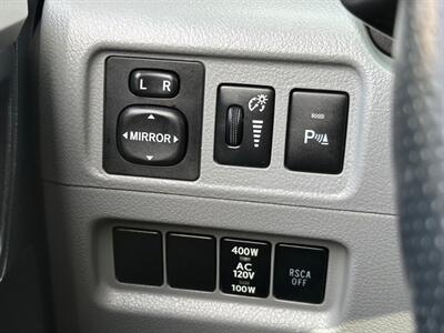 2010 Toyota 4Runner SR5   - Photo 30 - Madison, WI 53716