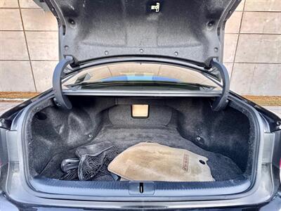 2013 Lexus ES 350   - Photo 30 - Madison, WI 53716