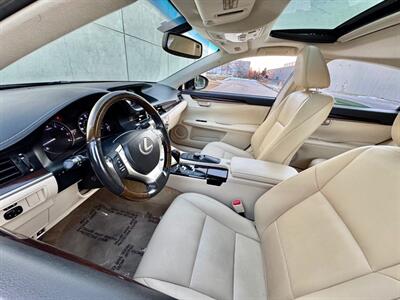 2013 Lexus ES 350   - Photo 16 - Madison, WI 53716