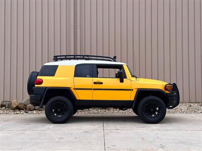 2007 Toyota FJ Cruiser 4dr SUV   - Photo 7 - Madison, WI 53716