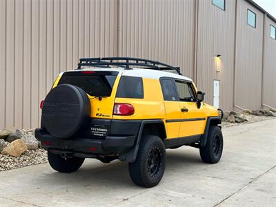 2007 Toyota FJ Cruiser 4dr SUV   - Photo 9 - Madison, WI 53716