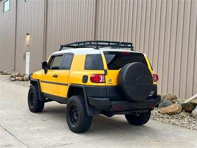 2007 Toyota FJ Cruiser 4dr SUV   - Photo 8 - Madison, WI 53716