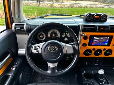 2007 Toyota FJ Cruiser 4dr SUV   - Photo 14 - Madison, WI 53716