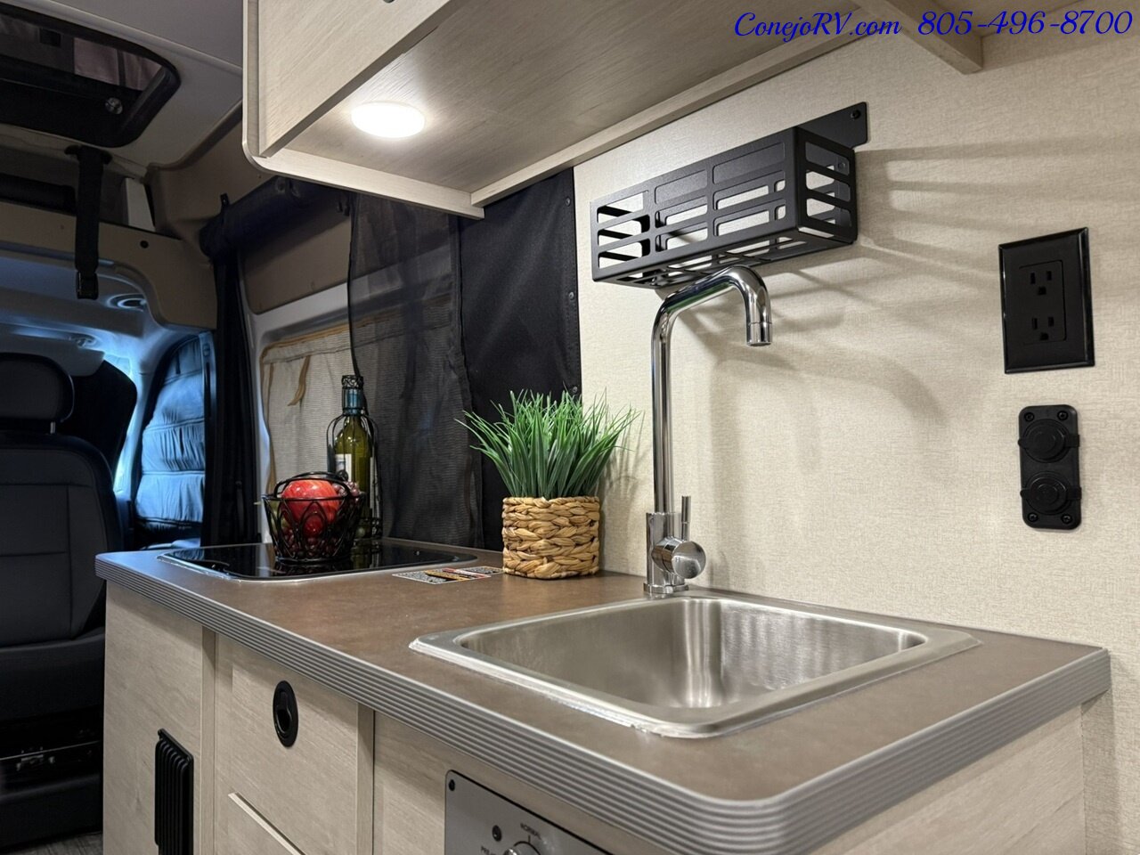 2026 Winnebago Solis 59PX **New For 2026 REAR SOFA** Pop Top Full Galley  Adaptive Cruise Control - Photo 15 - Thousand Oaks, CA 91360