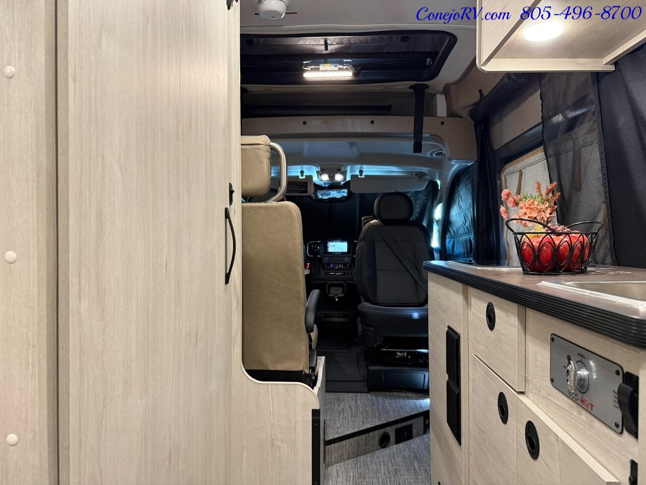 2027 Winnebago Solis 59P Pop Top 2.8KW Generator Full Galley Rear Convertible Sofa Roof AC - Photo 24 - Thousand Oaks, CA 91360