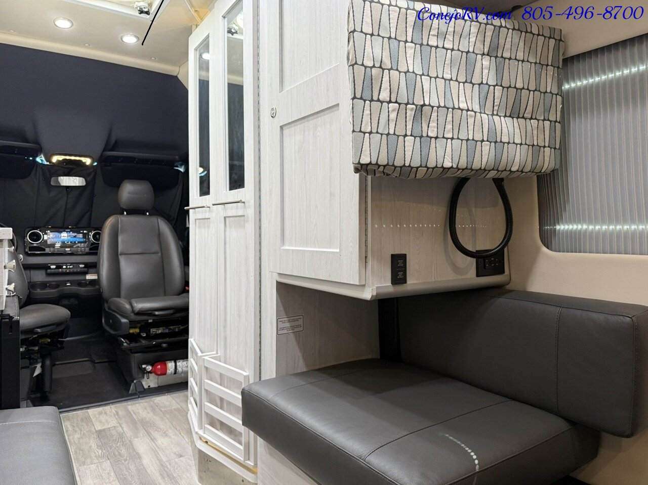 2025 Roadtrek Agile SS AWD Rear Lounge Mercedes Turbo Diesel Custom Upgrades - Photo 22 - Thousand Oaks, CA 91360