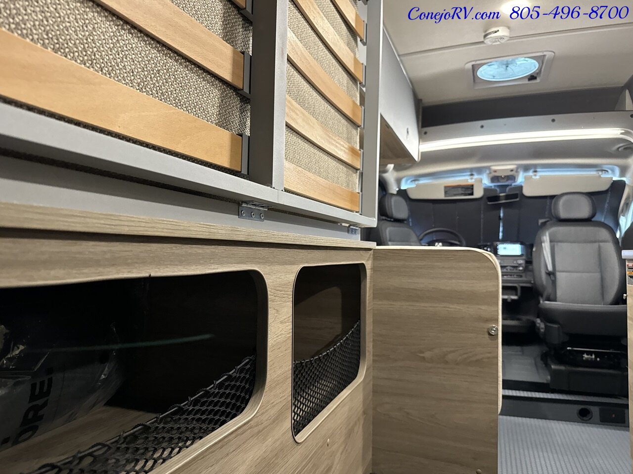 2024 Winnebago Solis Pocket 36A Murphy Bed Full Galley   - Photo 24 - Thousand Oaks, CA 91360