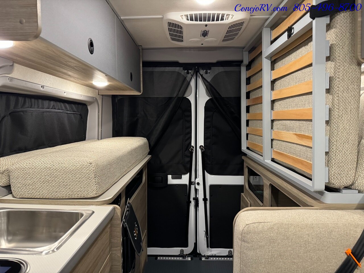 2024 Winnebago Solis Pocket 36A Murphy Bed Full Galley   - Photo 18 - Thousand Oaks, CA 91360