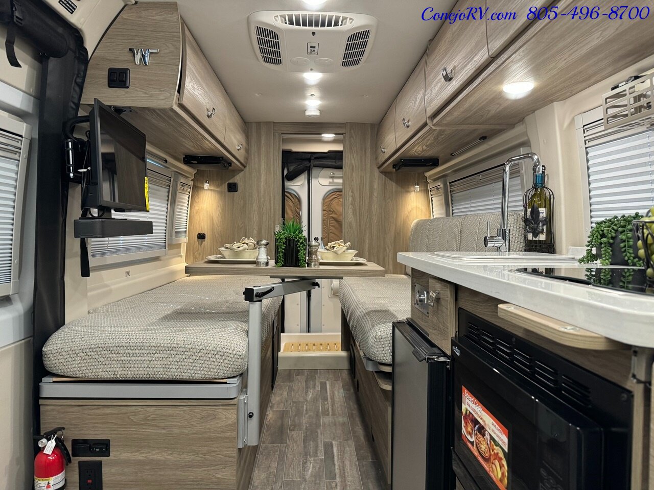 2024 Winnebago Travato 59K Touring Coach 2.8KW Onan Generator  Dealer Demo - Photo 7 - Thousand Oaks, CA 91360