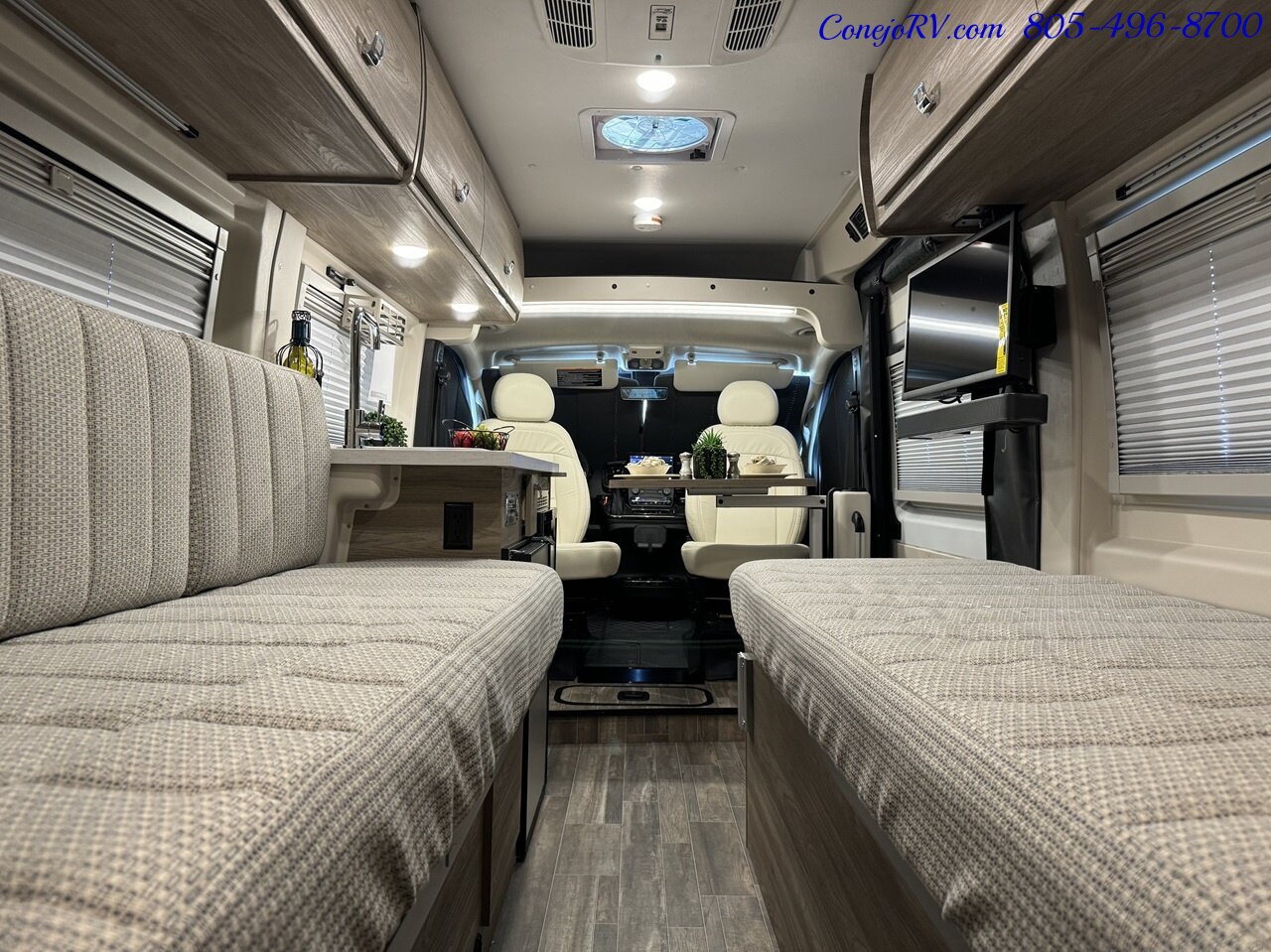 2024 Winnebago Travato 59K Touring Coach 2.8KW Onan Generator  Dealer Demo - Photo 25 - Thousand Oaks, CA 91360