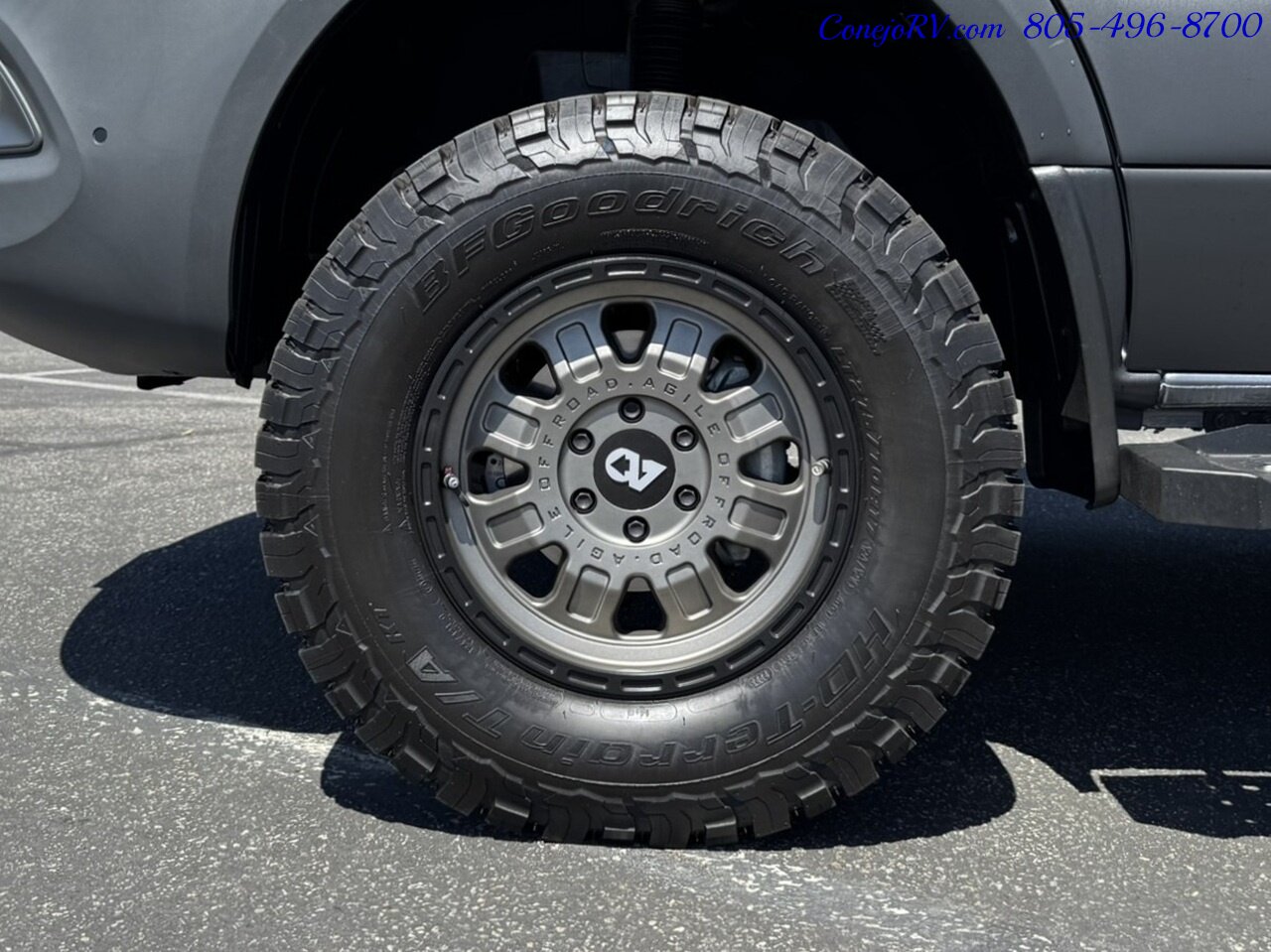 2025 Storyteller Overland Dark Mode AWD 16.8KWH Lithonics Lithium System Mercedes Sprinter Turbo Diesel 1K Miles - Photo 41 - Thousand Oaks, CA 91360