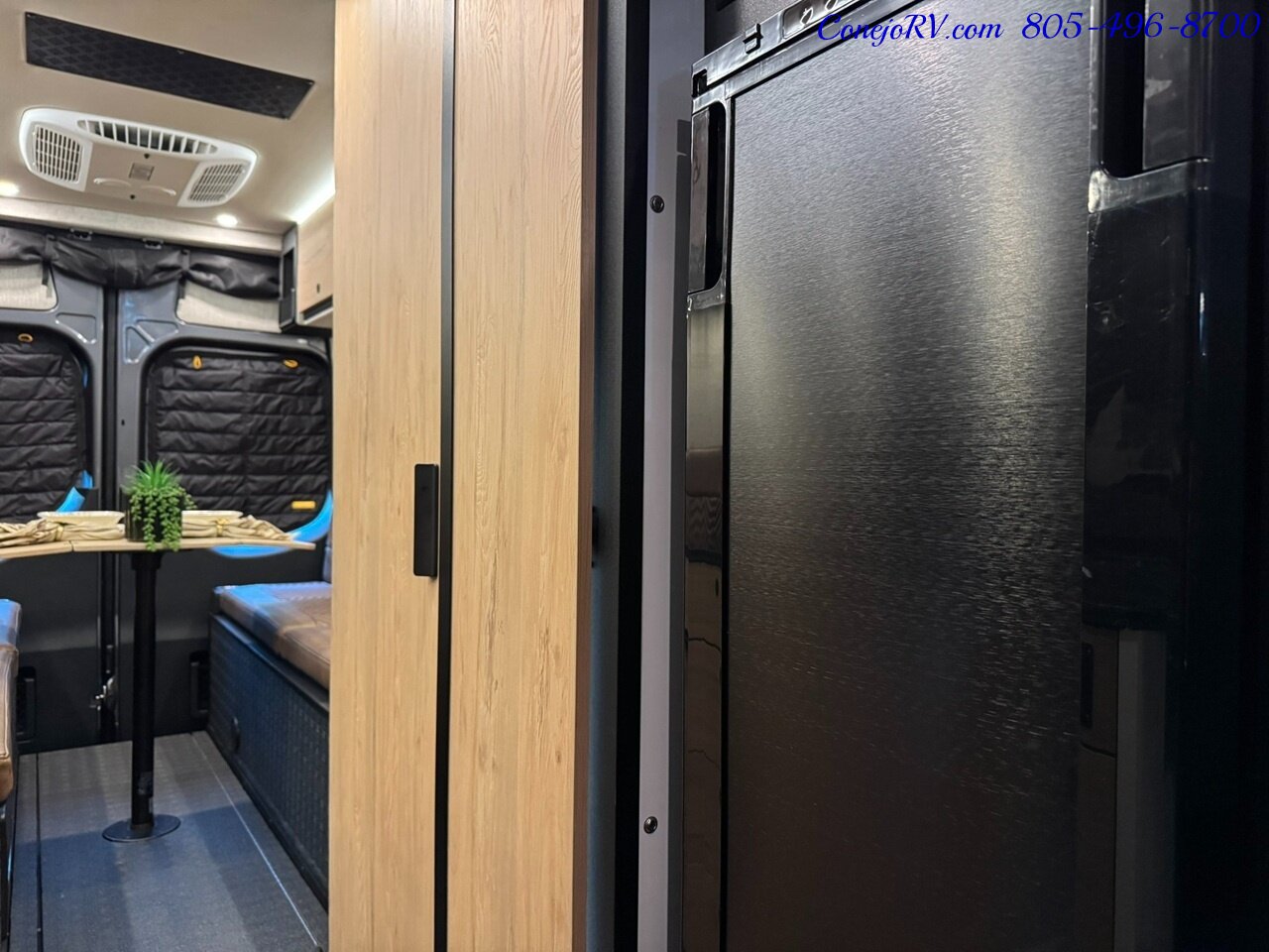 2025 Storyteller Overland Crew Mode XL AWD 16.8kWh Lithonics Lithium System Mercedes Turbo Diesel **Available for Order** - Photo 11 - Thousand Oaks, CA 91360