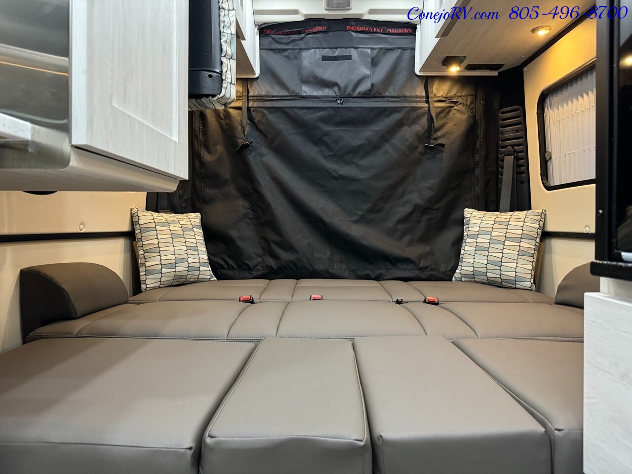 2024 Roadtrek Zion SRT 600 AH Lithium Power System Power Rear Lounge   - Photo 19 - Thousand Oaks, CA 91360