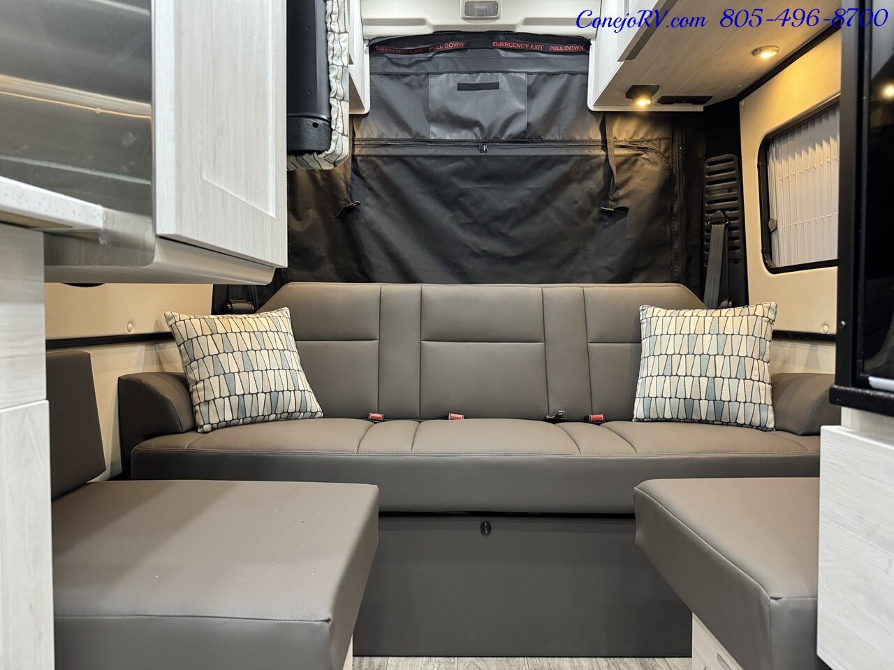 2024 Roadtrek Zion SRT 600 AH Lithium Power System Power Rear Lounge   - Photo 16 - Thousand Oaks, CA 91360