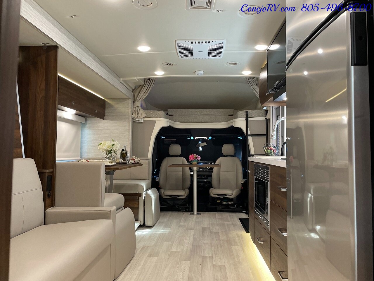 2023 Winnebago Navion 24D Full Wall Slide-Out Mercedes Turbo Diesel  Full Body Paint - Photo 24 - Thousand Oaks, CA 91360