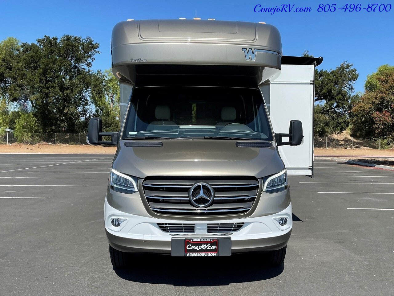 2023 Winnebago Navion 24D Full Wall Slide-Out Mercedes Turbo Diesel  Full Body Paint - Photo 44 - Thousand Oaks, CA 91360