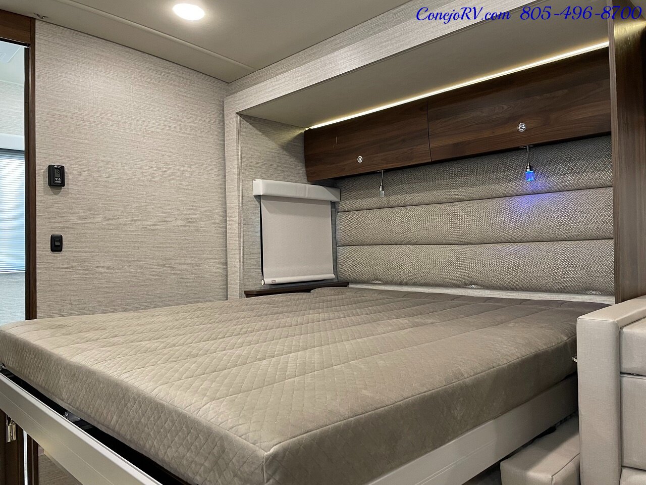 2023 Winnebago Navion 24D Full Wall Slide-Out Mercedes Turbo Diesel  Full Body Paint - Photo 21 - Thousand Oaks, CA 91360