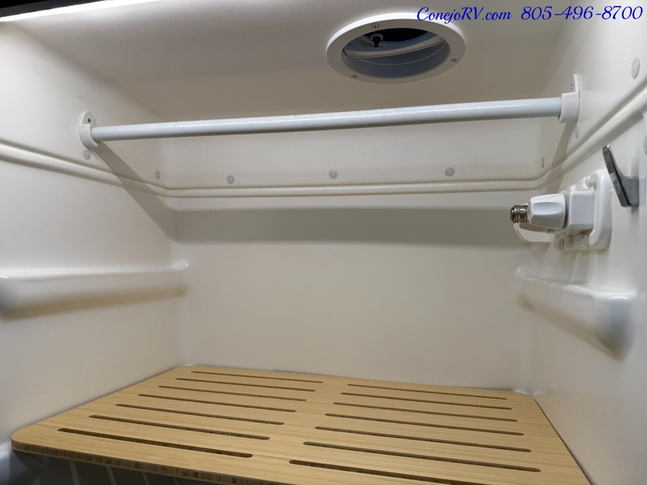 2023 Winnebago Revel 44E 4X4 Sprinter Mercedes Turbo Diesel, 320 AH Lithium  27K Miles - Photo 15 - Thousand Oaks, CA 91360