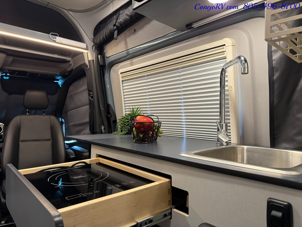 2023 Winnebago Revel 44E 4X4 Sprinter Mercedes Turbo Diesel, 320 AH Lithium  27K Miles - Photo 14 - Thousand Oaks, CA 91360