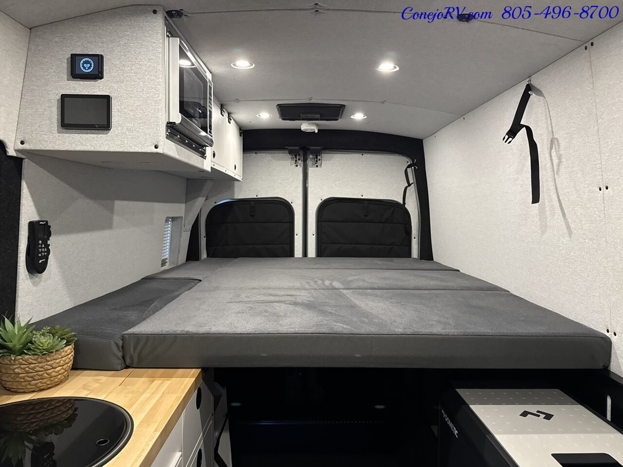 2025 Grit Overland Go Link S-2 Ford Transit 3.5L Eco Boost With Adaptive Cruise  AWD - Photo 26 - Thousand Oaks, CA 91360