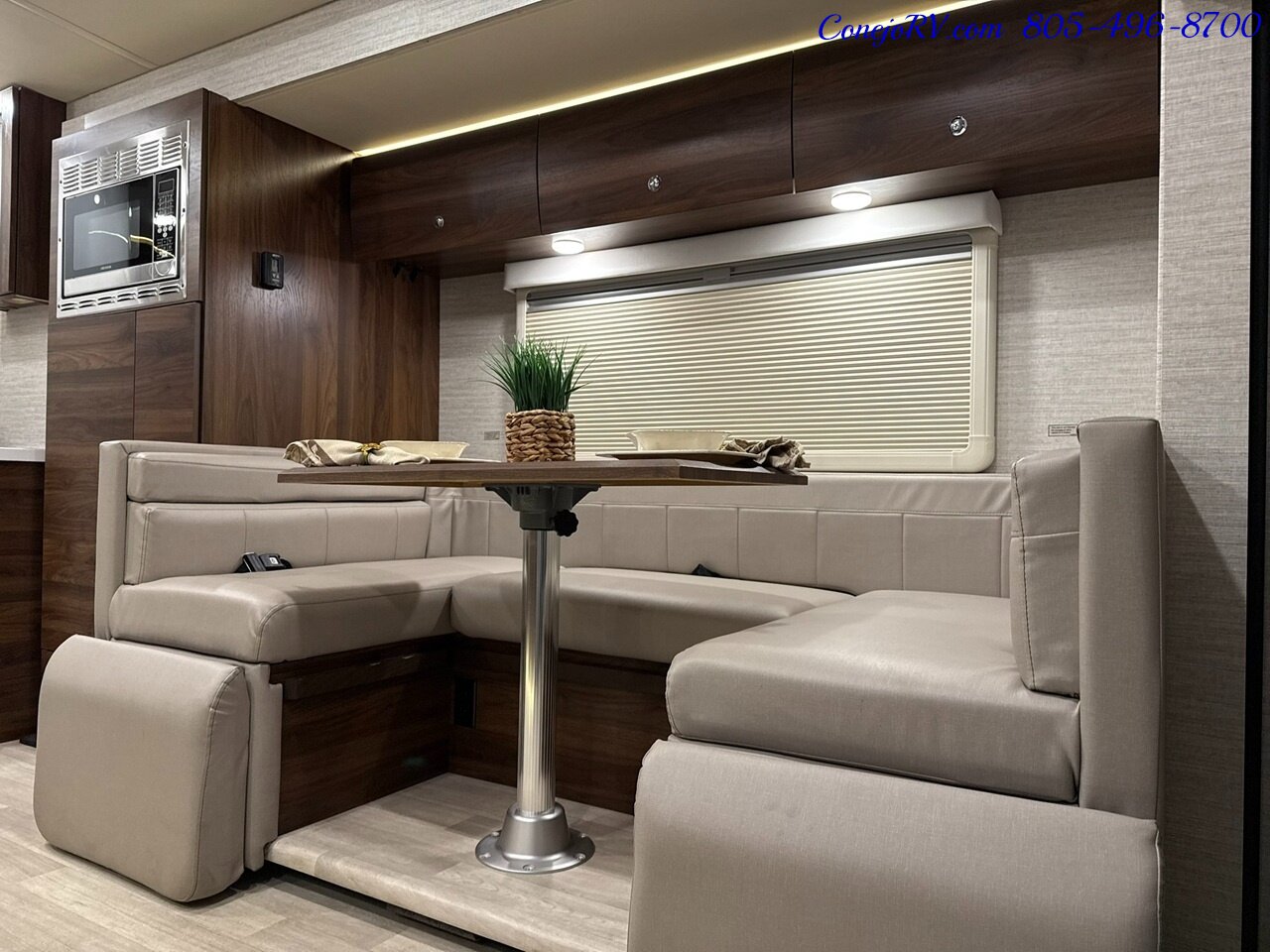 2022 Winnebago View 24J Slide-Out Horseshoe Dinette Mercedes Turbo Diesel 11K Miles - Photo 8 - Thousand Oaks, CA 91360