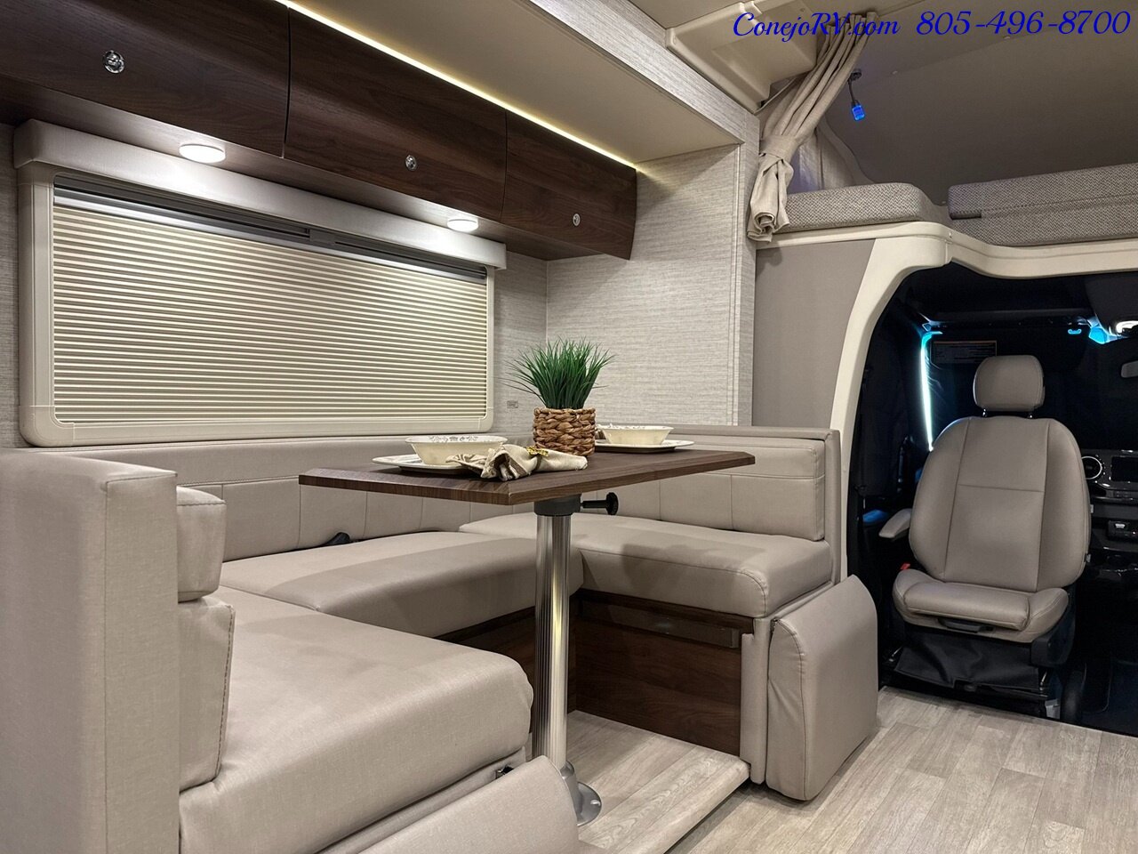 2022 Winnebago View 24J Slide-Out Horseshoe Dinette Mercedes Turbo Diesel 11K Miles - Photo 10 - Thousand Oaks, CA 91360