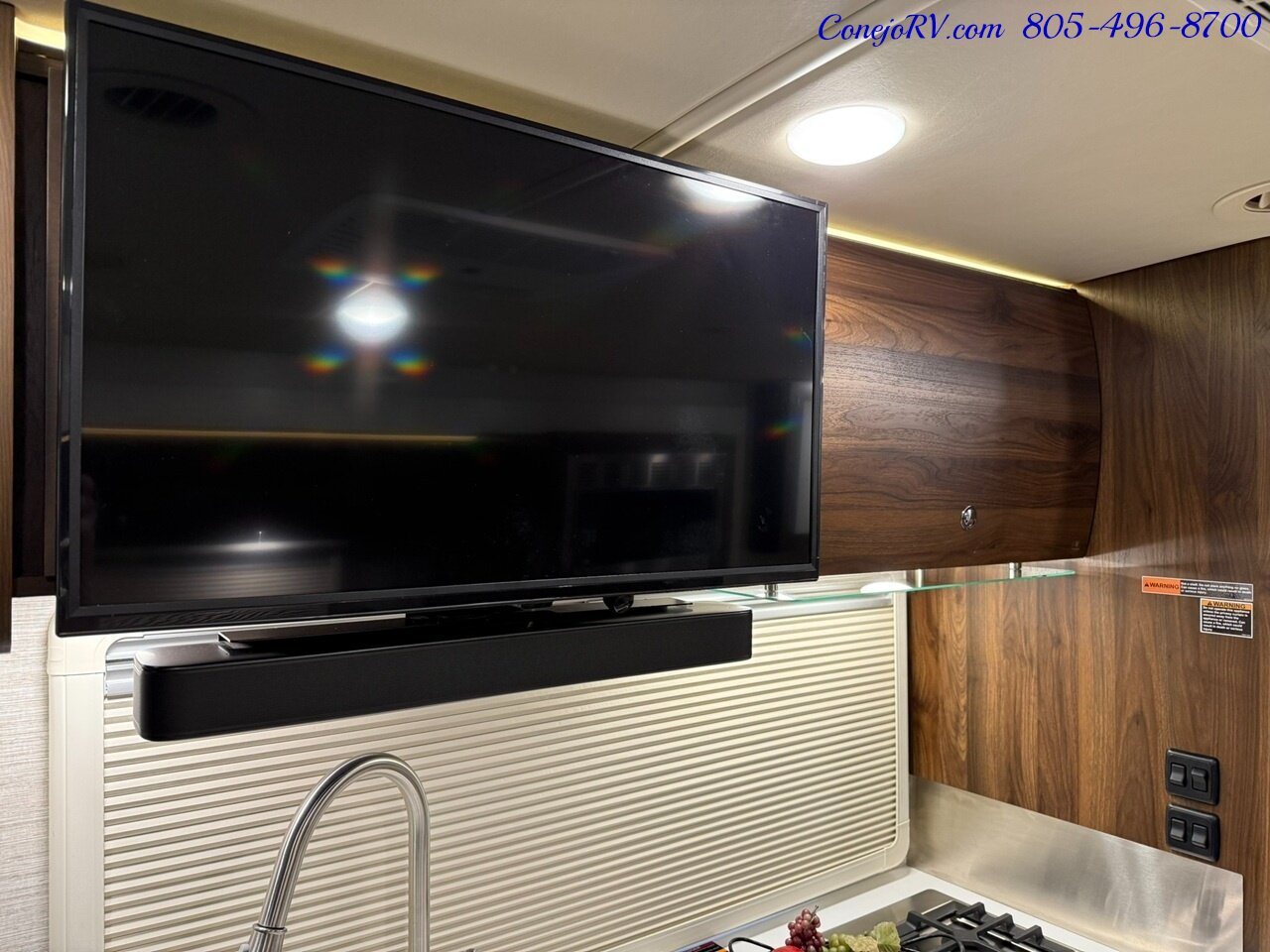 2022 Winnebago View 24J Slide-Out Horseshoe Dinette Mercedes Turbo Diesel 11K Miles - Photo 13 - Thousand Oaks, CA 91360