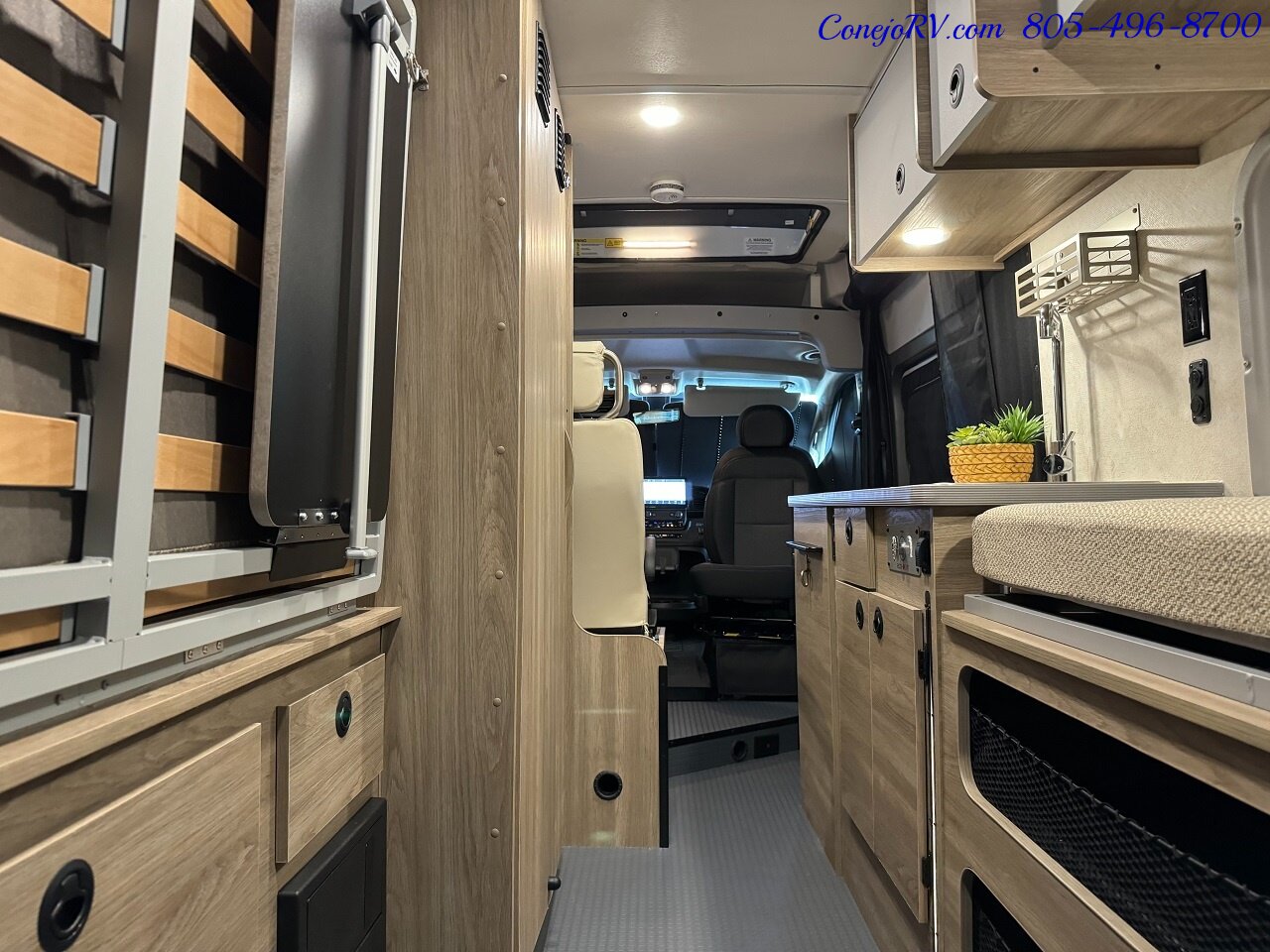 2024 Winnebago Solis 59PX Murphy Bed Pop Top Full Galley   - Photo 27 - Thousand Oaks, CA 91360