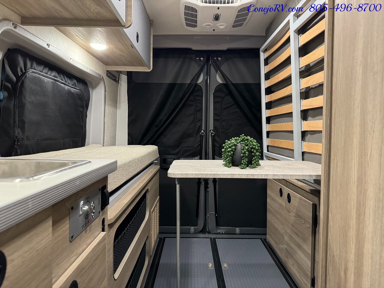 2024 Winnebago Solis 59PX Murphy Bed Pop Top Full Galley   - Photo 20 - Thousand Oaks, CA 91360