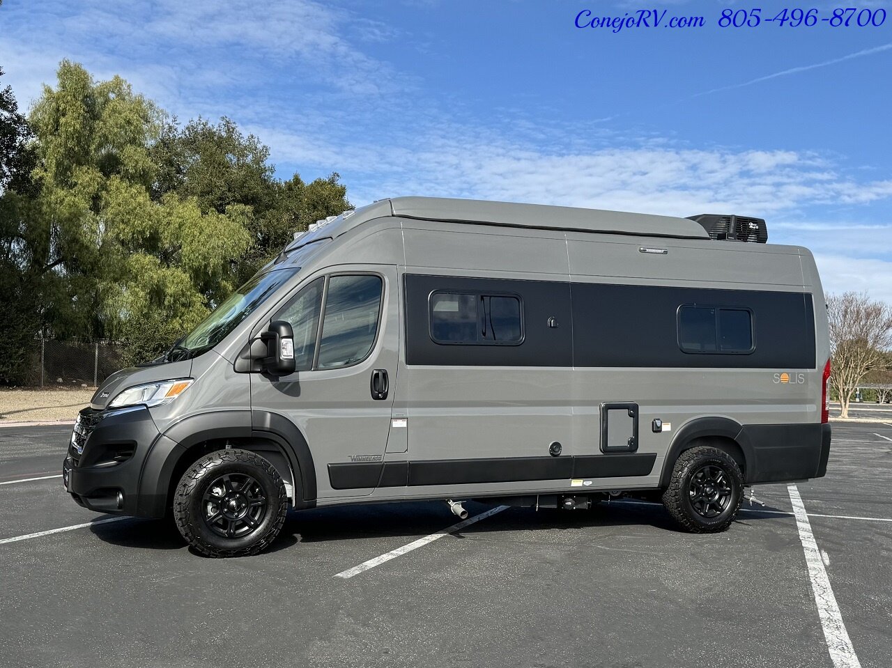 2024 Winnebago Solis 59PX Murphy Bed Pop Top Full Galley   - Photo 42 - Thousand Oaks, CA 91360