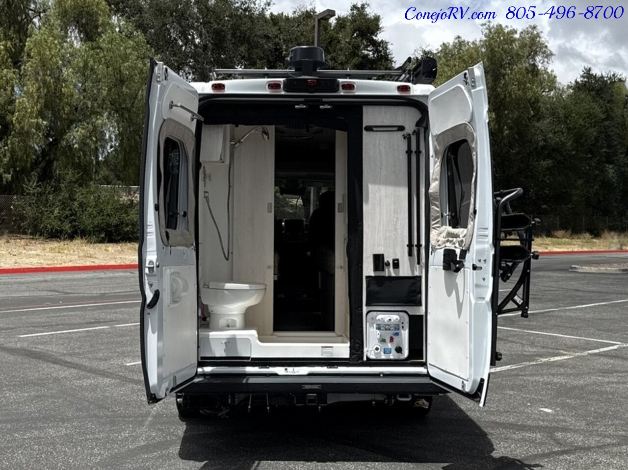 2027 Winnebago Travato 59K Touring Coach 2.8KW Onan Generator - Photo 36 - Thousand Oaks, CA 91360