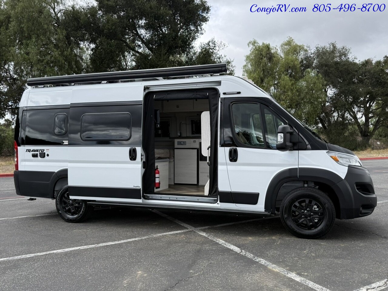 2027 Winnebago Travato 59K Touring Coach 2.8KW Onan Generator - Photo 34 - Thousand Oaks, CA 91360
