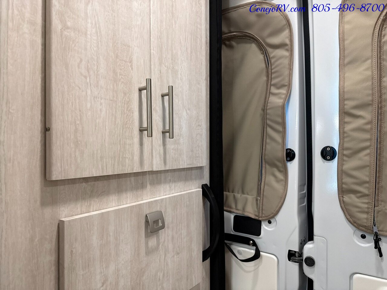 2027 Winnebago Travato 59K Touring Coach 2.8KW Onan Generator - Photo 19 - Thousand Oaks, CA 91360