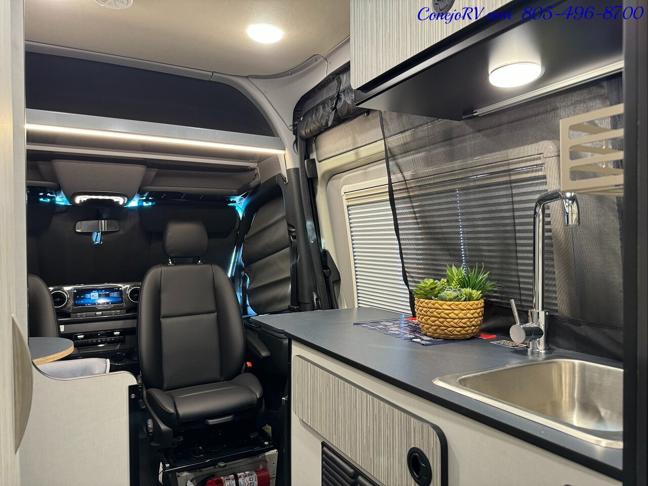 2024 Winnebago Revel 44E 4X4 Sprinter Mercedes Turbo Diesel, 320 AH Lithium   - Photo 31 - Thousand Oaks, CA 91360