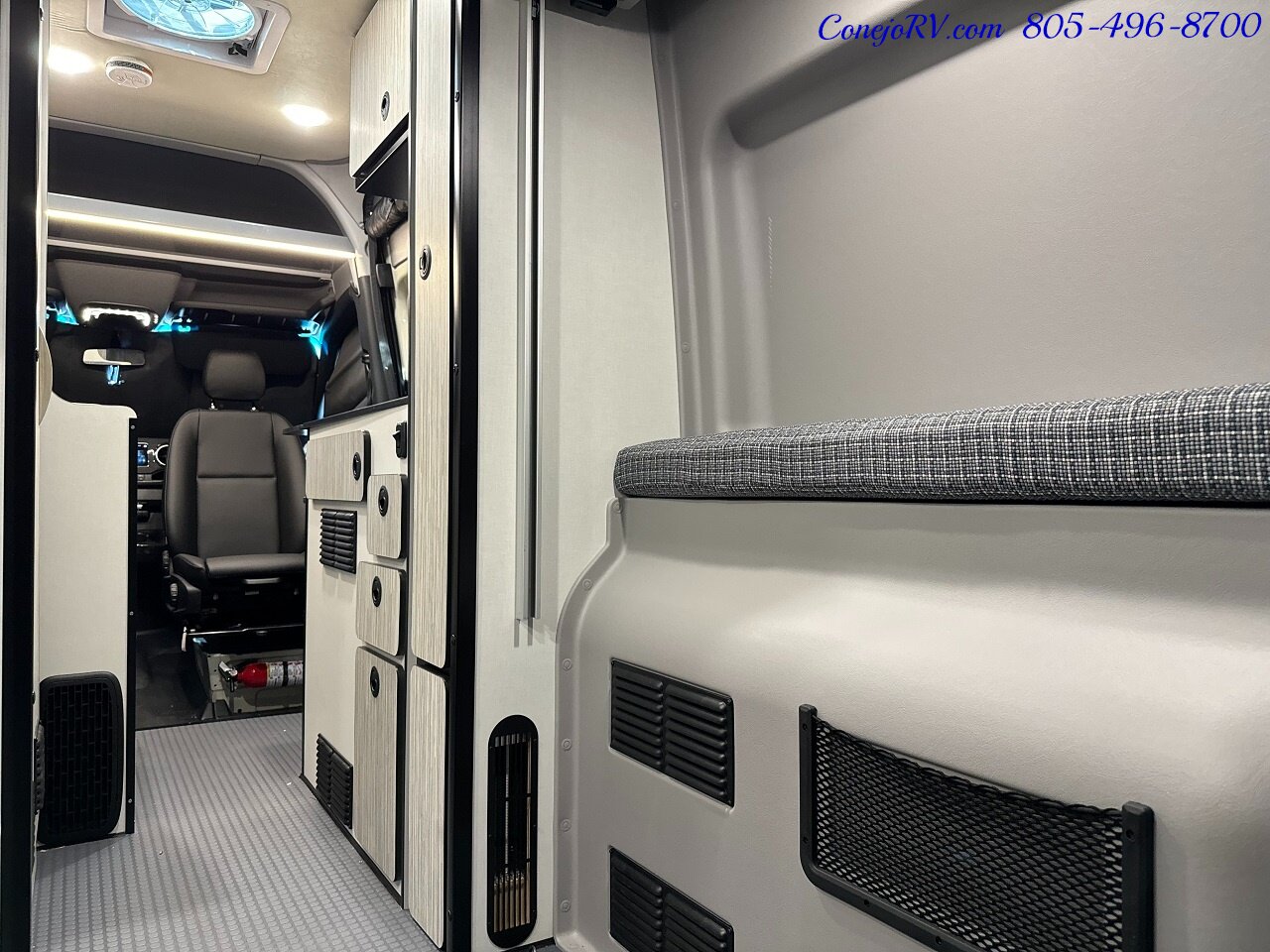 2024 Winnebago Revel 44E 4X4 Sprinter Mercedes Turbo Diesel, 320 AH Lithium   - Photo 29 - Thousand Oaks, CA 91360