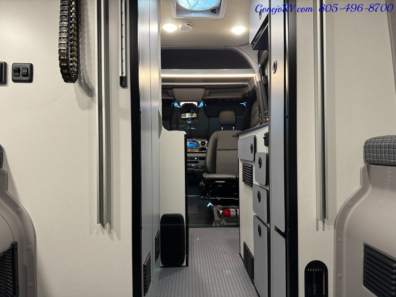 2024 Winnebago Revel 44E 4X4 Sprinter Mercedes Turbo Diesel, 320 AH Lithium  Custom Upgrades - Photo 29 - Thousand Oaks, CA 91360