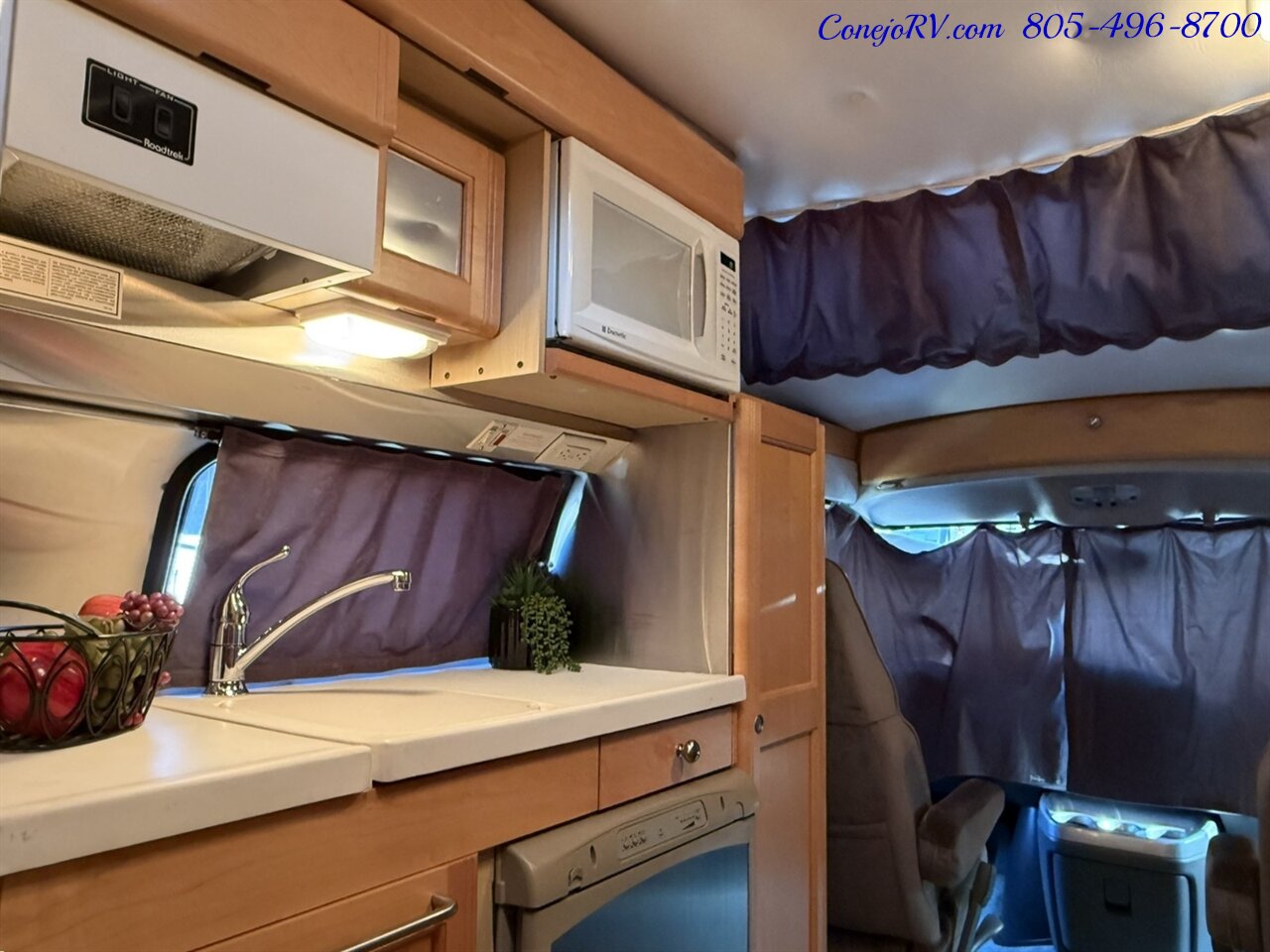 2007 Roadtrek Popular 170 Chevrolet Express 2500 Class B Camper Van   - Photo 25 - Thousand Oaks, CA 91360